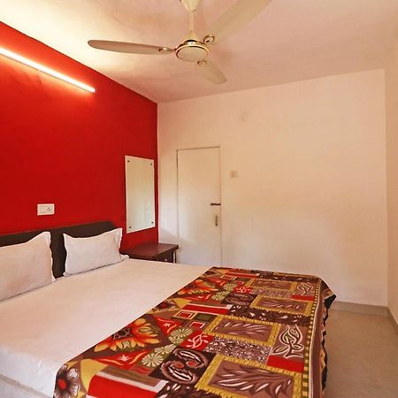 Spot On 48690 Hotel Host Agra  Dış mekan fotoğraf