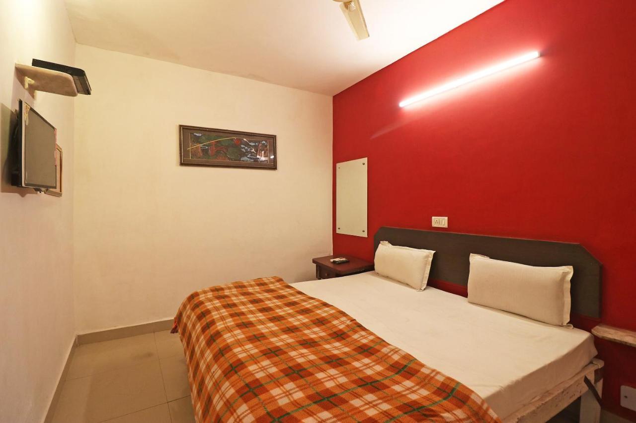 Spot On 48690 Hotel Host Agra  Dış mekan fotoğraf