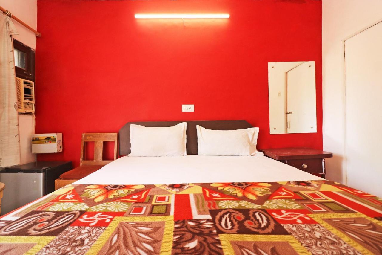 Spot On 48690 Hotel Host Agra  Dış mekan fotoğraf