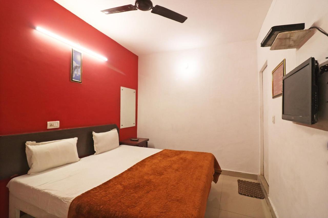 Spot On 48690 Hotel Host Agra  Dış mekan fotoğraf