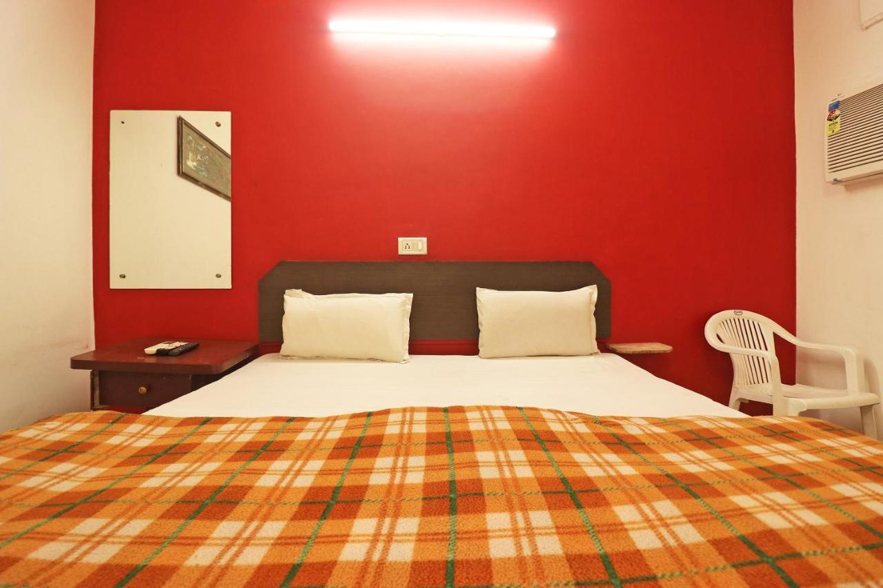 Spot On 48690 Hotel Host Agra  Dış mekan fotoğraf